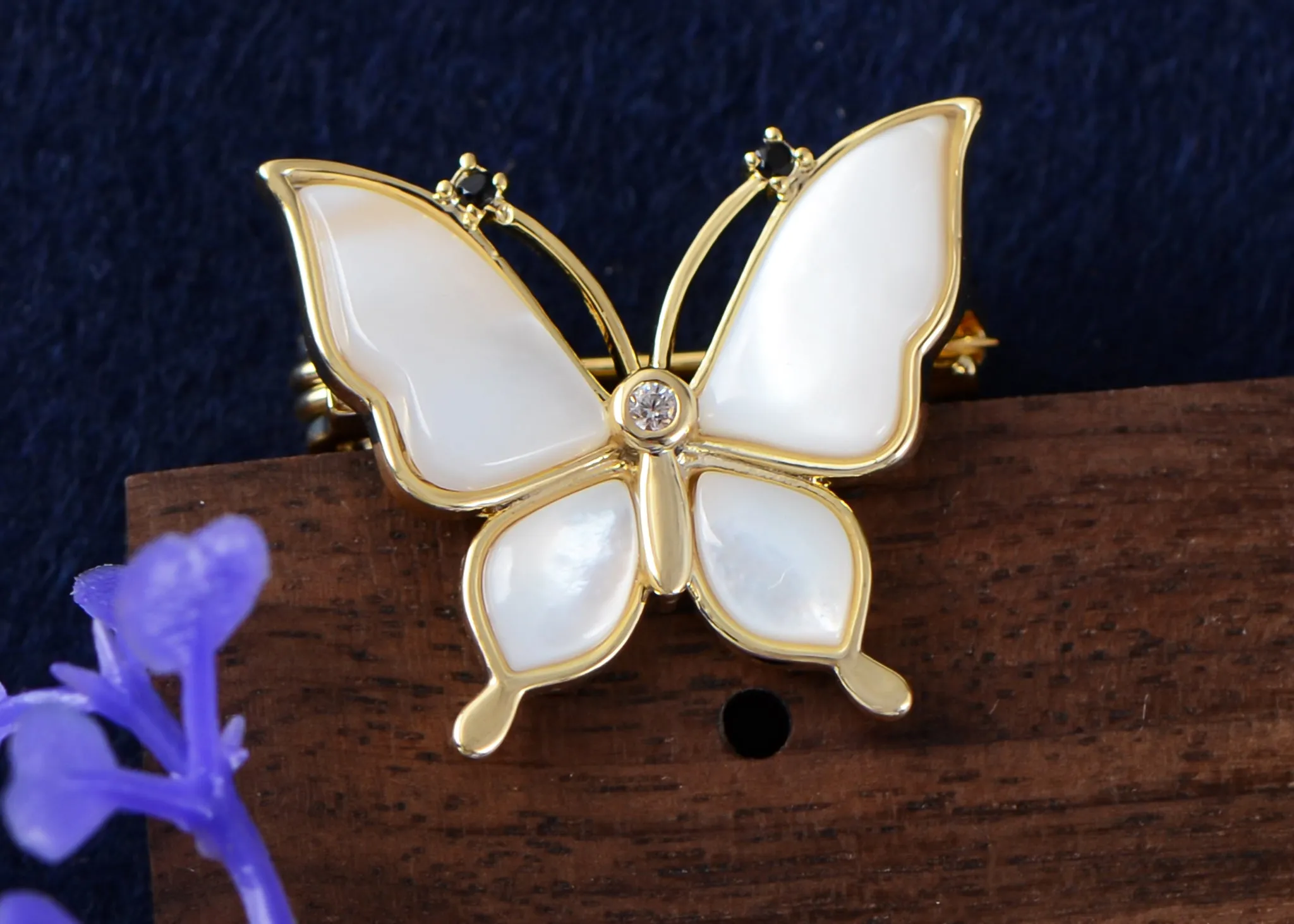 Alilang Sparkling Zircon Seashell Butterfly Brooch Pin With Crystal Rhinestones For Wedding Party