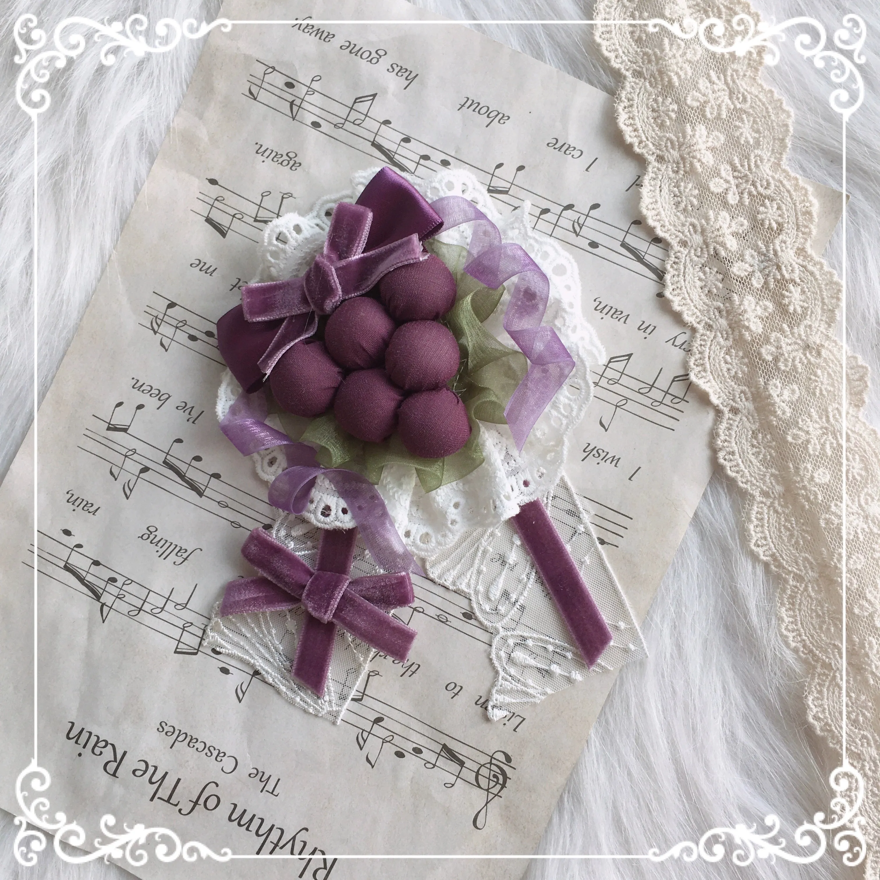 (Buyforme)Chestnut Lolita~Louvre Vineyard Accessory Hairband Retro Lolita KC