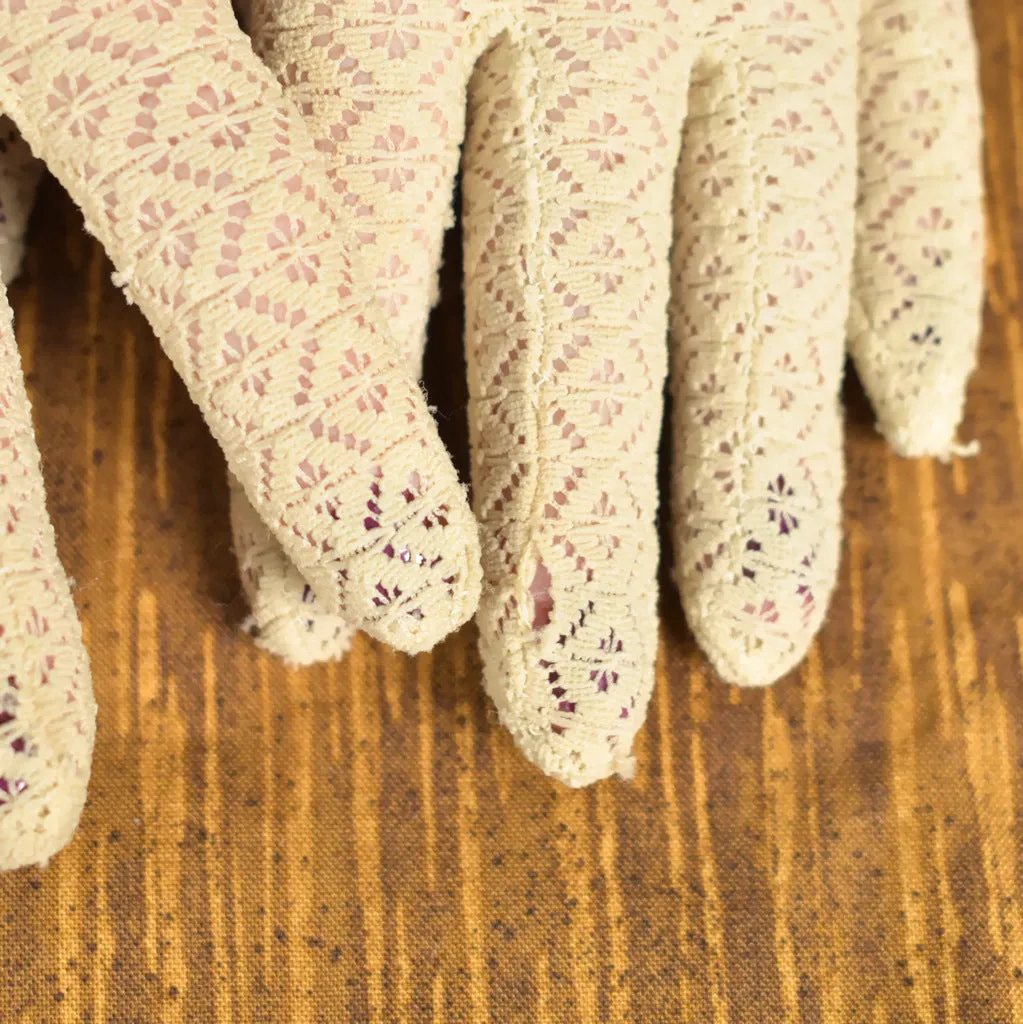 Lace Beige Gloves