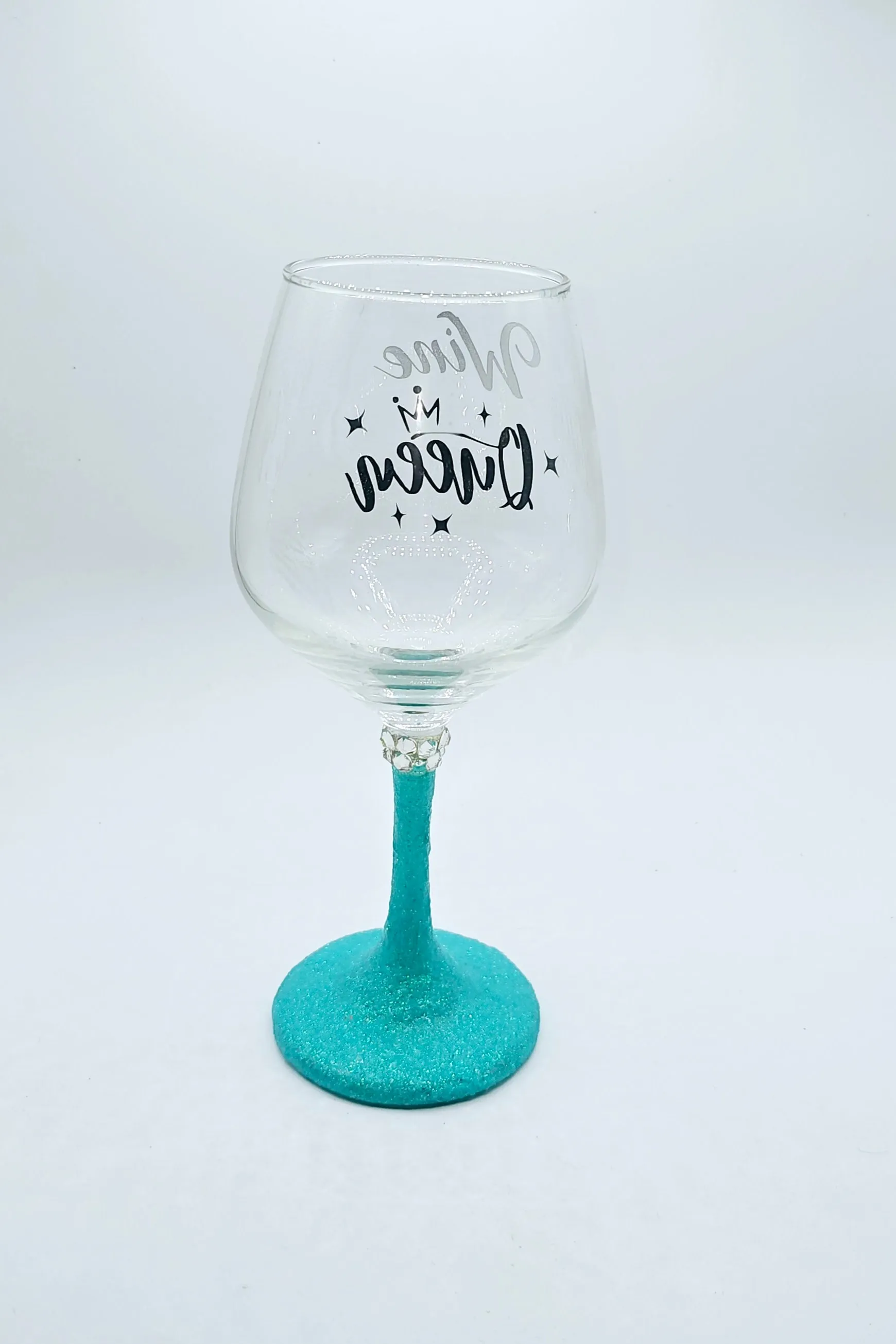 Wine Queen wine glass with teal stem